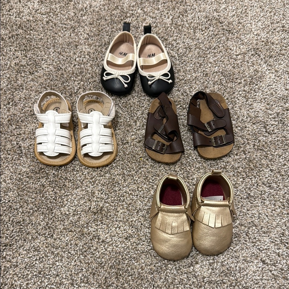 H&M Baby Walker Shoes Black and White Two-Toned